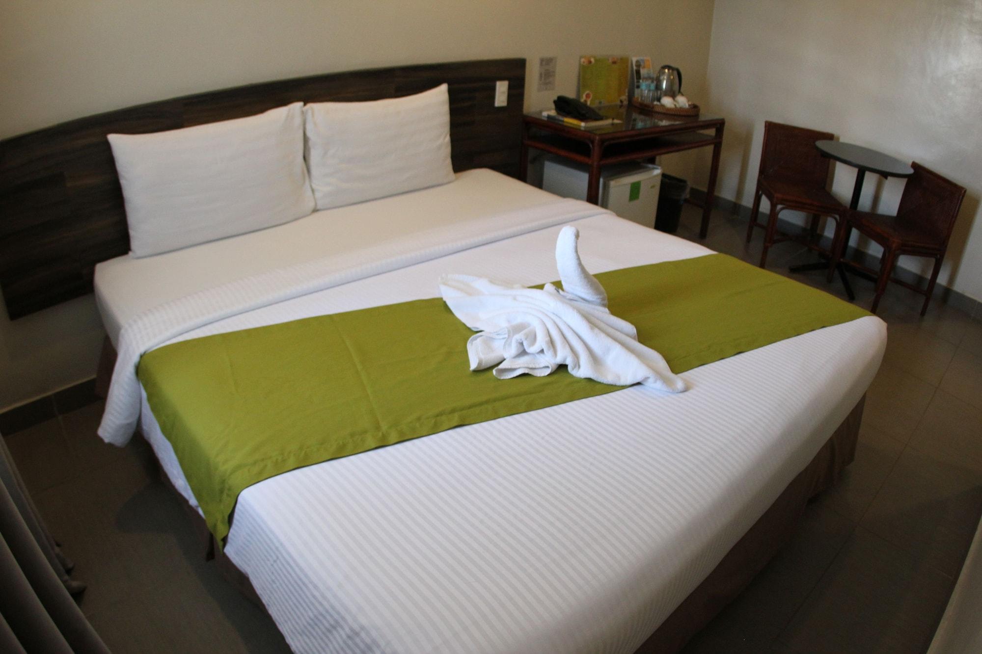 Cebu R Hotel Mabolo Esterno foto