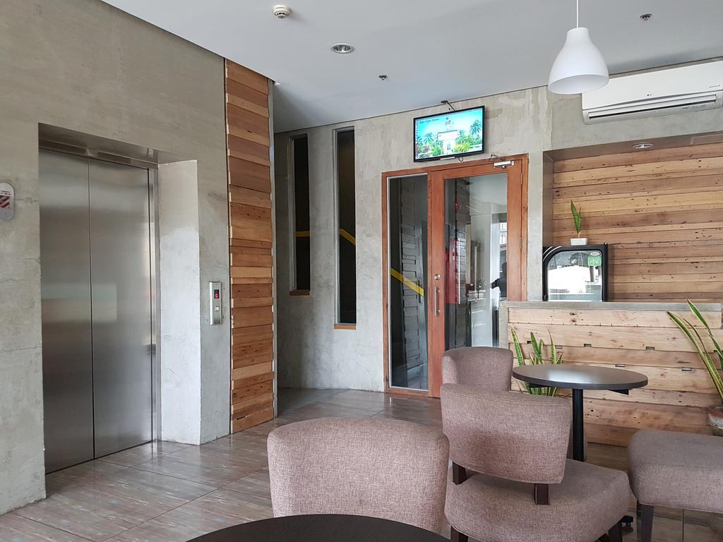Cebu R Hotel Mabolo Esterno foto